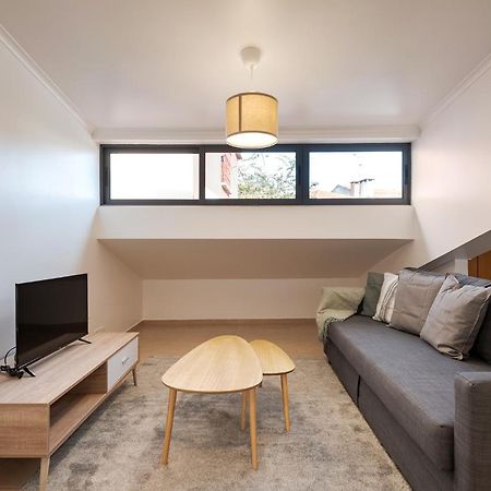 Central Gem IV - Lisbon Trendy Santos District With Dedicated Workspace 외부 사진