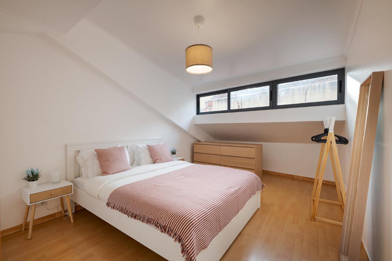 Central Gem IV - Lisbon Trendy Santos District With Dedicated Workspace 외부 사진