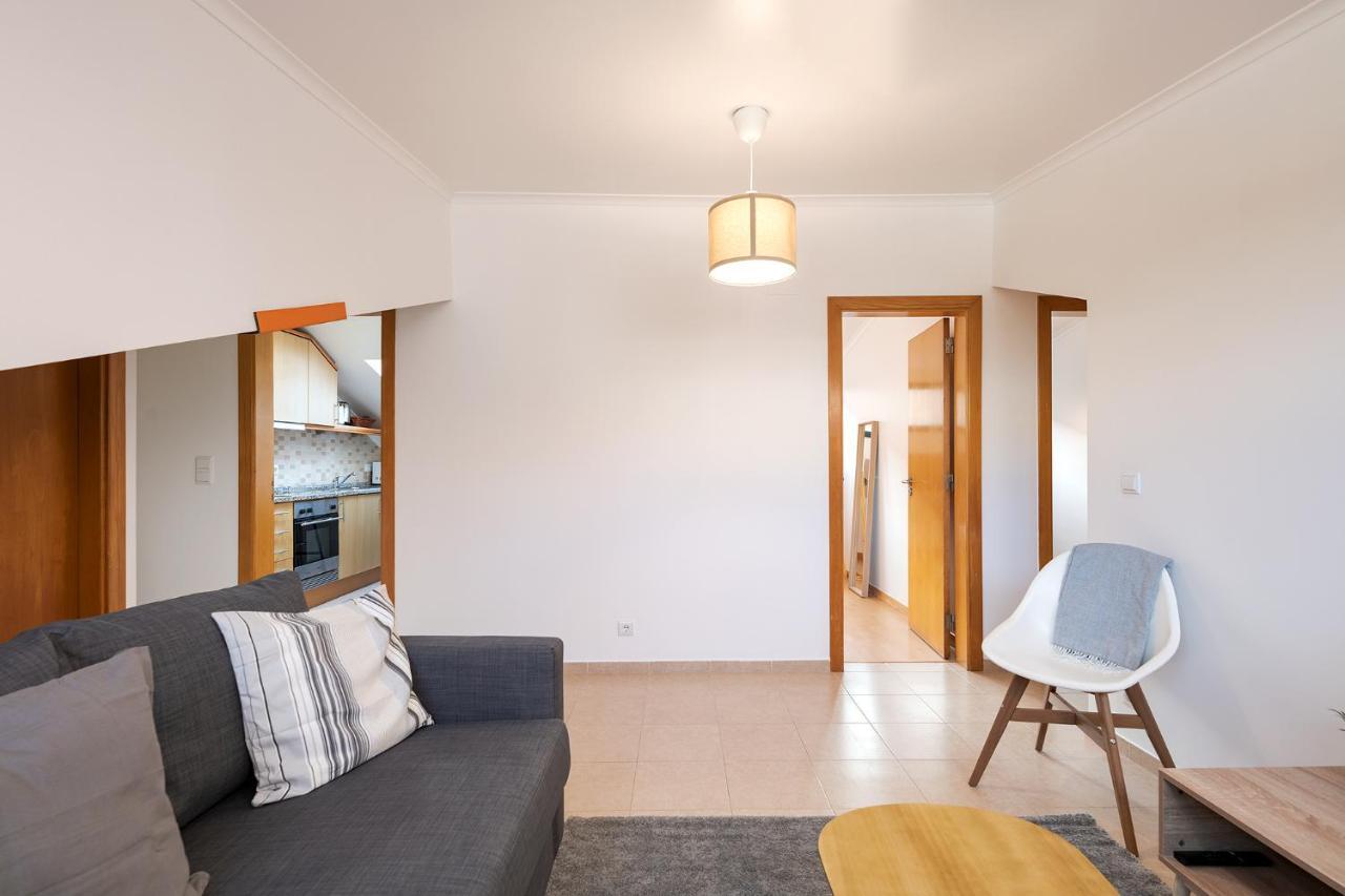 Central Gem IV - Lisbon Trendy Santos District With Dedicated Workspace 외부 사진